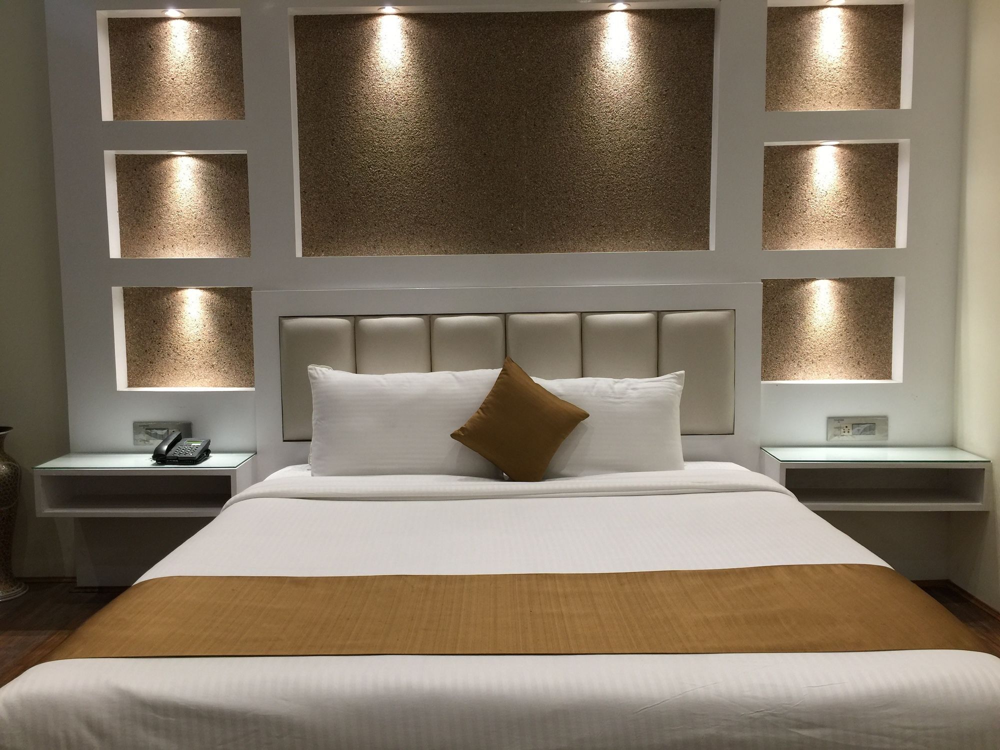 Heritage Luxury Srīnagar 外观 照片